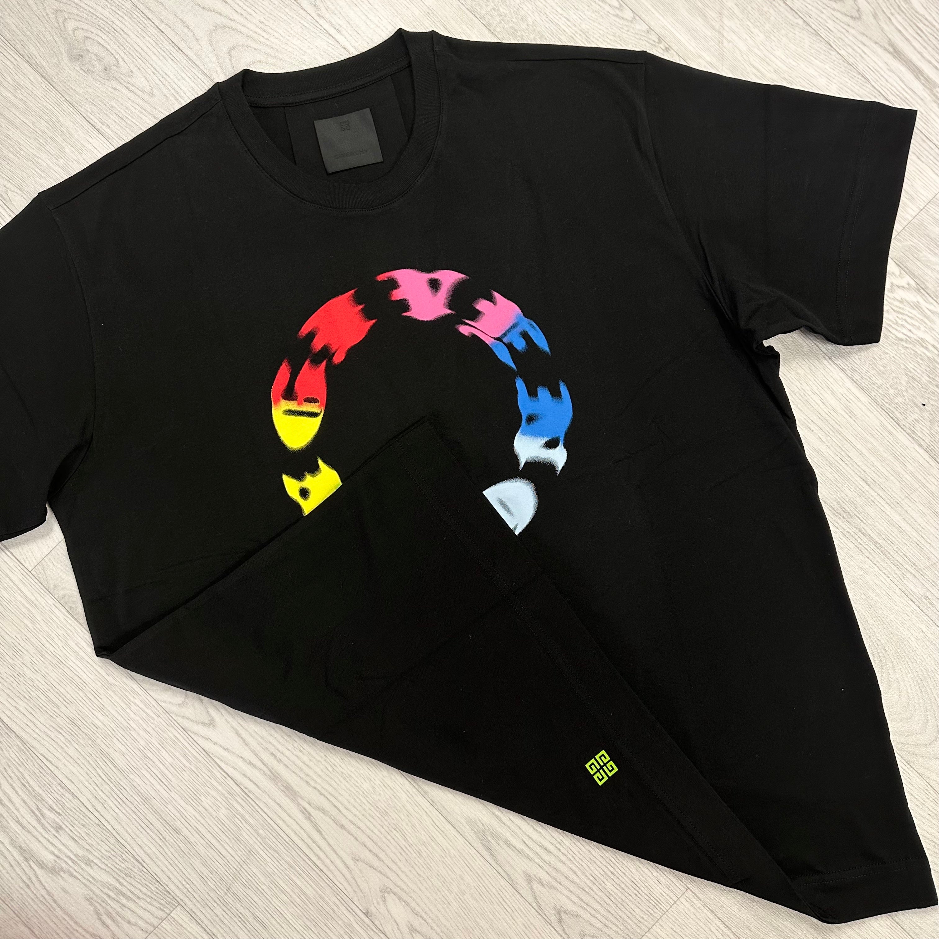 Oversized Blurred Circle Logo T-Shirt