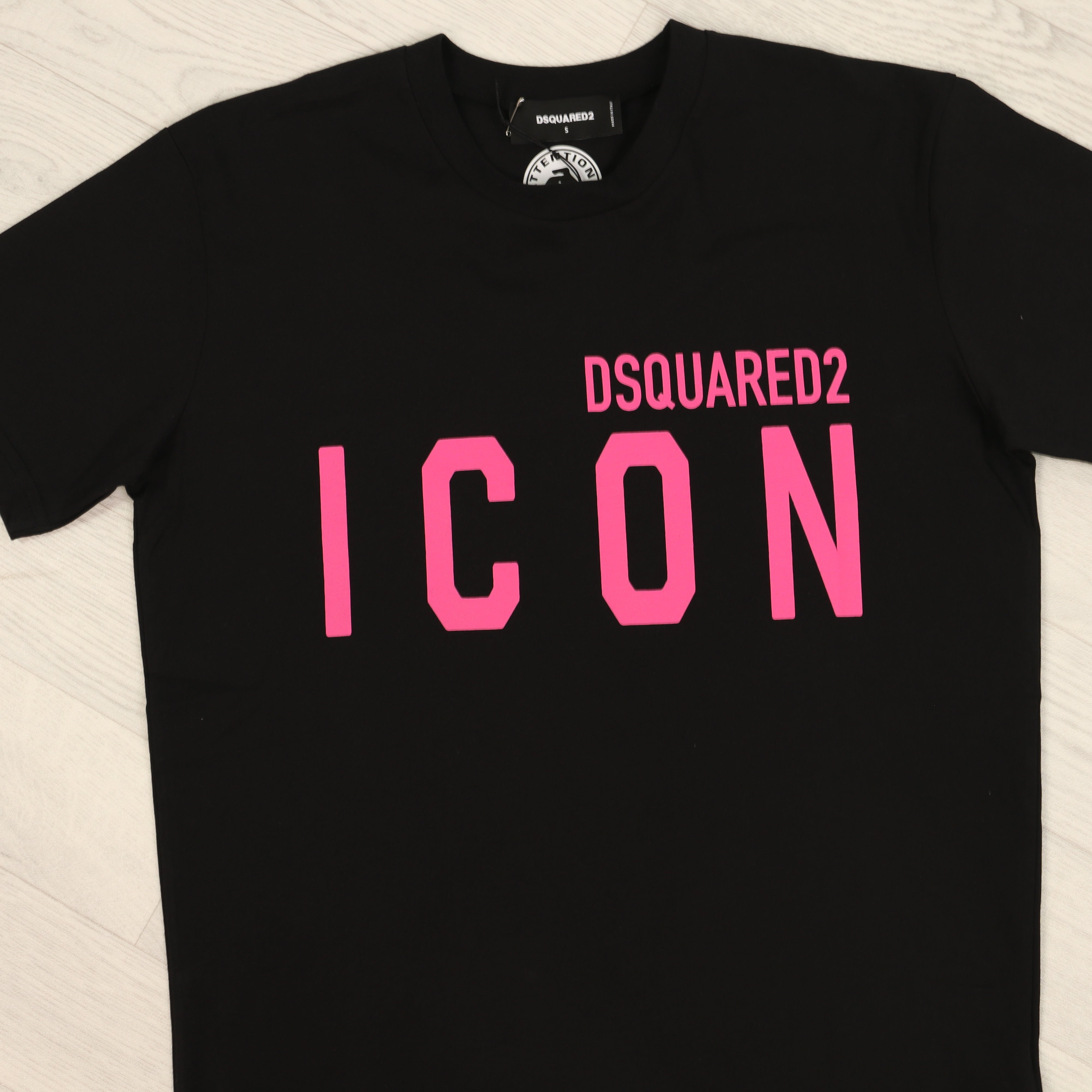 Icon Chest Logo Black/Pink